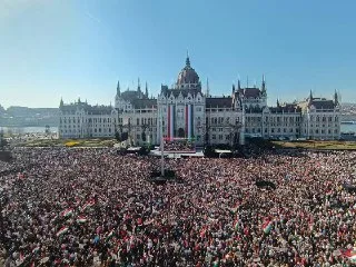 Ungarn: Regierung von Viktor Orban mobilisiert Großdemo gegen "EU"-Einmischung
