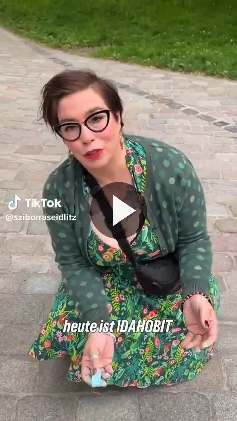 Frauen gehören nicht in die Politik. Ausnahmen bestätigen die Regel; aber die Realität hat jeden Zweifel an dieser Regel beseitigt.