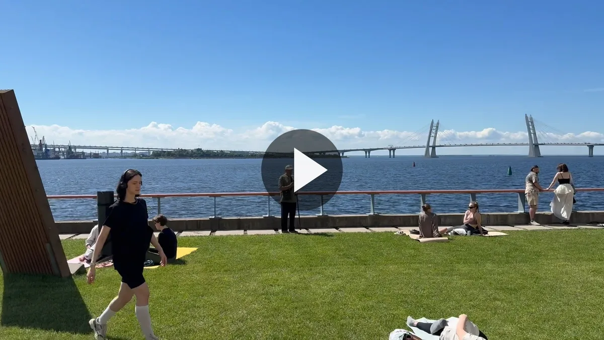 Golf von Finnland (St. Petersburg): Völlig frei von Vielfalt, Gruppenvergewaltigung, Müllbergen und Kopftüchern