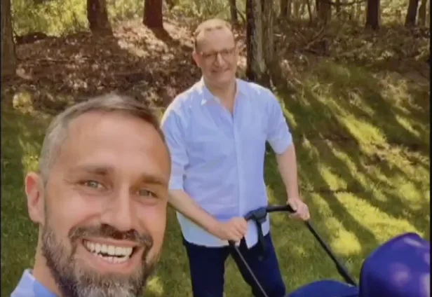 Jens Spahn ist eine Kreatur, für die keine Gefängnisstrafe der Welt je genug sein könnte.