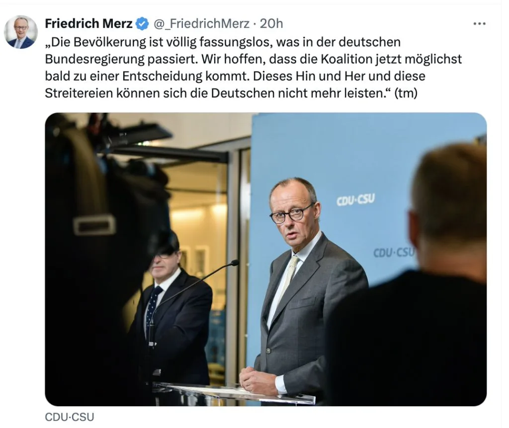 Untertanen! Eure alten Tyrannen sind doof. Wir werden viel bessere Tyrannen sein! Ganz ehrlich!