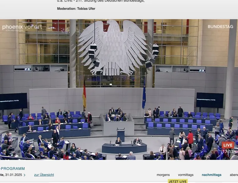 BREAKING: Merkel hat Merz erneut kastriert. "CDU"-Gesetzesantrag zur Migration mit 350 Gegenstimmen ABGELEHNT