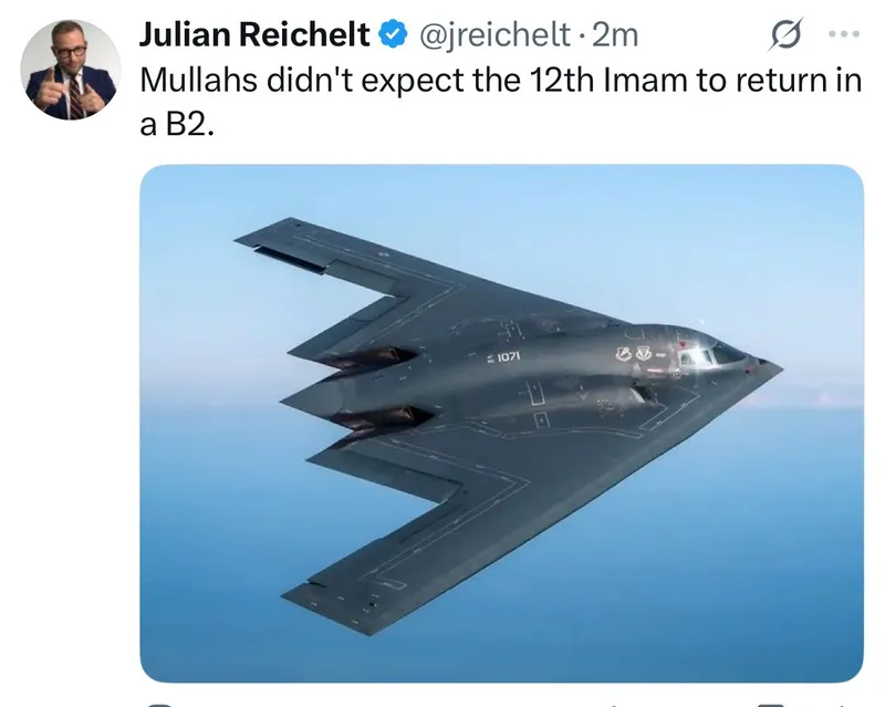 Ist Julian @jreichelt gekauft oder nur ein Idiot? Oder hat jemand einen Idioten gekauft? :)