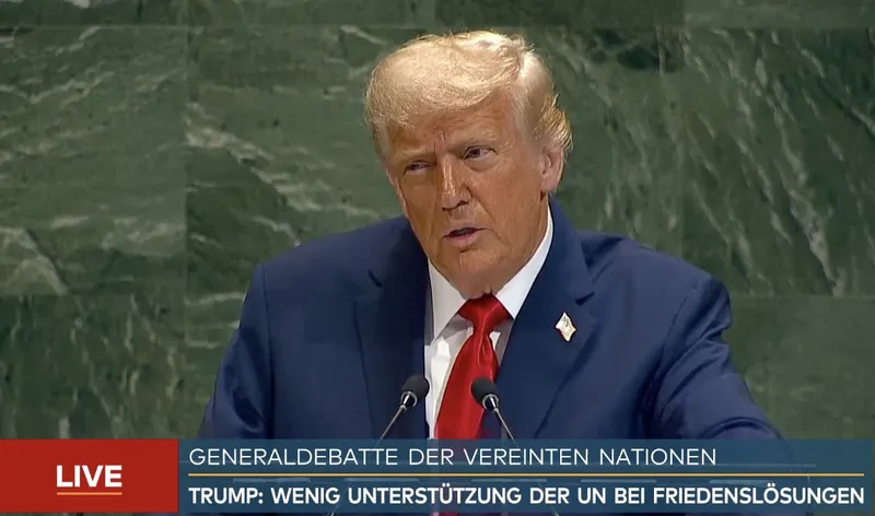 "Die Vereinten Nationen (…) haben (nie) geholfen. Alles was ich je von den VN erhalten habe waren eine defekte Rolltreppe (…) und ein Teleprompter, der auch nicht funktioniert. Vielen Dank dafür" - Donald Trump am 23.9.2025 vor den "Vereinten Nationen"