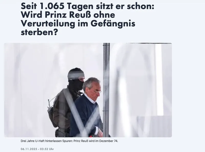 Foto eines Terroristen: Versteckt hinter einer Sturmmaske foltert ein staatlicher Terrorknecht auf diesem Bild das Justizopfer Heinrich Reuss. Deutschland 2025 ist ein Unrechtsstaat.