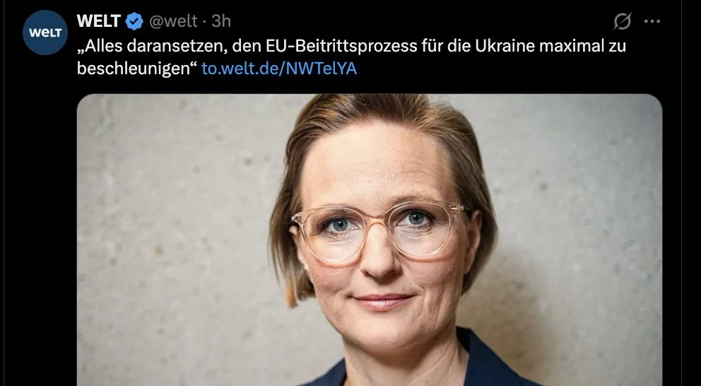 Erich Honeckers Sohn @fbrantner hat von seinem Vater nicht nur die Brille geerbt.