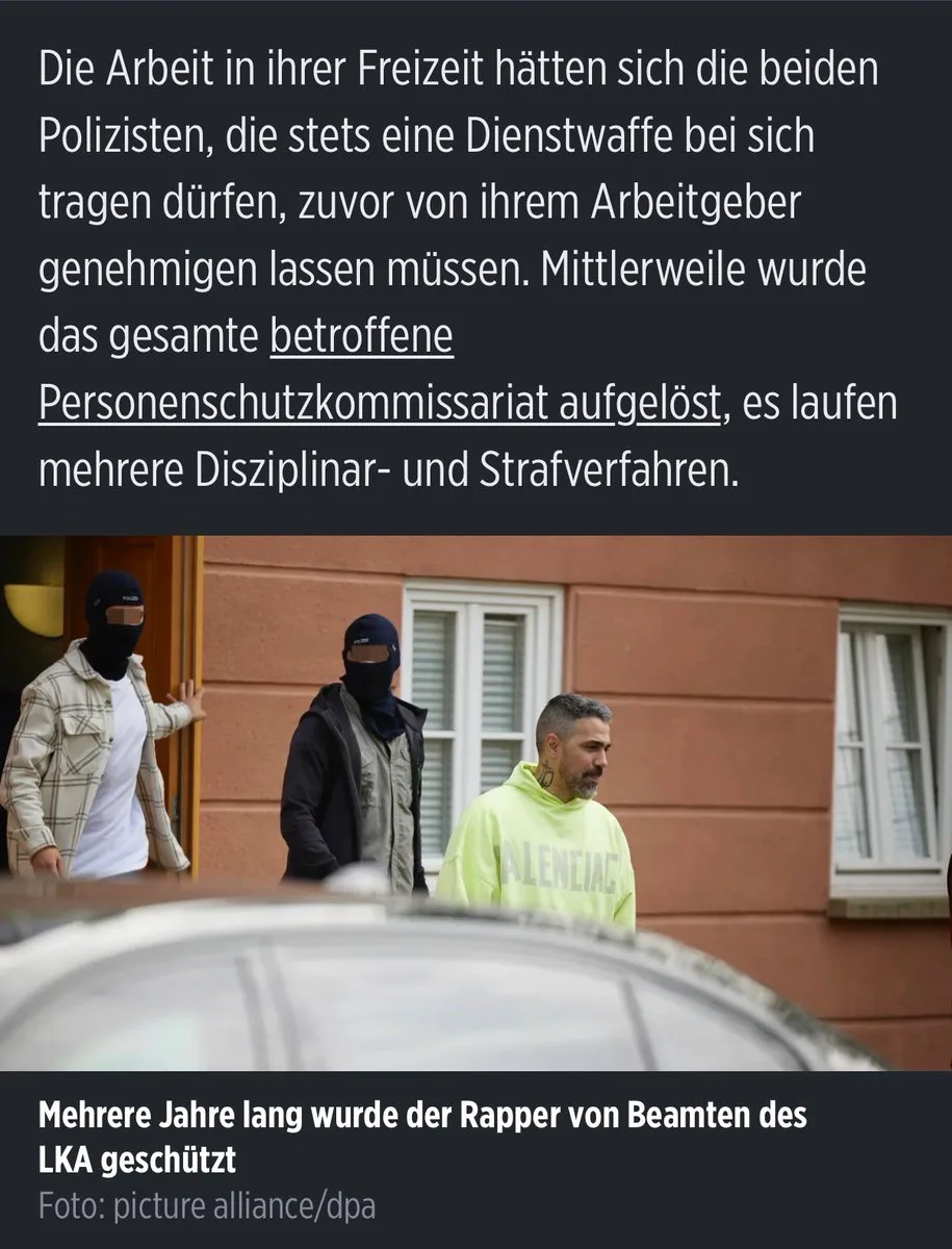 Lustig: Ihre kleinkriminellem Unterlinge verfolgt die @polizeiberlin. Wenn ihre Präsidentin Barbara Slowik aber groß Werbung für Kinderschändung macht, dann hilft der Abfall in Uniform noch dabei.
